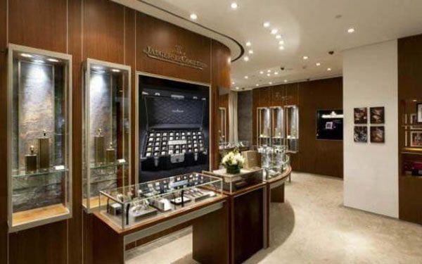 积家手表很久不戴不走了处理方法(图) 积家手表很久不戴不走了处理方法(图)