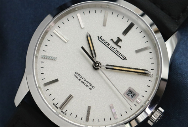 积家手表磕碰了解决办法(图) 积家手表磕碰了解决办法(图)