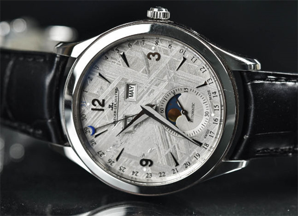 积家手表表针掉了如何修复(图) 积家手表表针掉了如何修复(图)